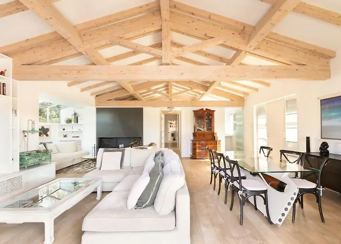 بيت للعطل Design